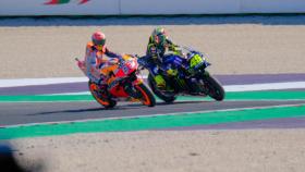 Márquez y Rossi, en un momento del GP de San Marino