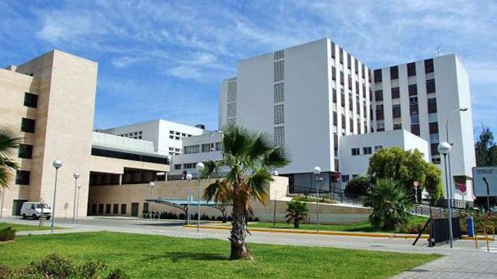 El menor fue atendido en Urgencias del Hospital Reina Sofía de Córdoba.