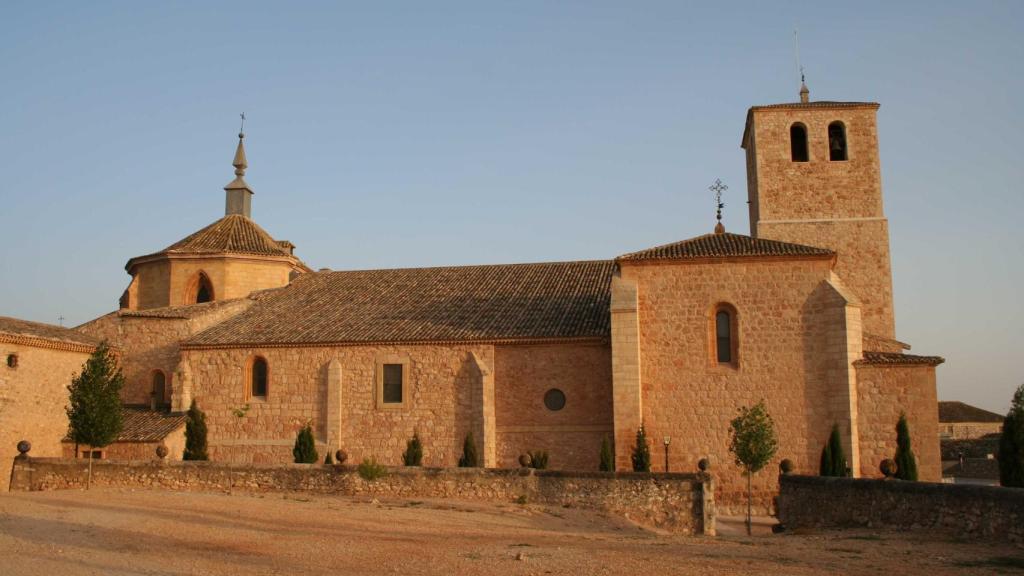 Colegiata de San Bartolomé, otro de los edificios de interés histórico.