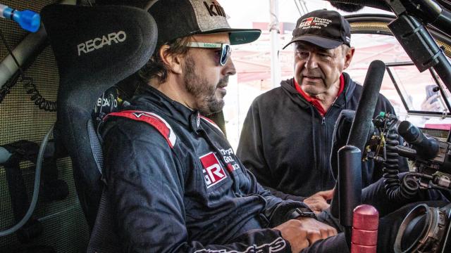 Fernando Alonso prepara el Dakar 2020 en Toyota junto con Marc Coma