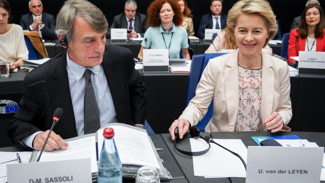 Ursula Von der Leyen y David Sassoli, durante la reunión en la Eurocámara de este jueves