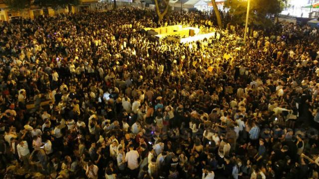 Miles de jóvenes albaceteños haciendo botellón en la Feria de 2018