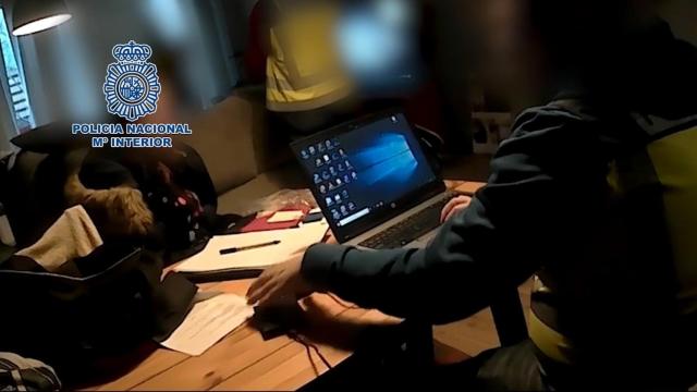 Detenido un estudiante que actuaba como líder e instructor de otros pedófilos extranjeros en internet