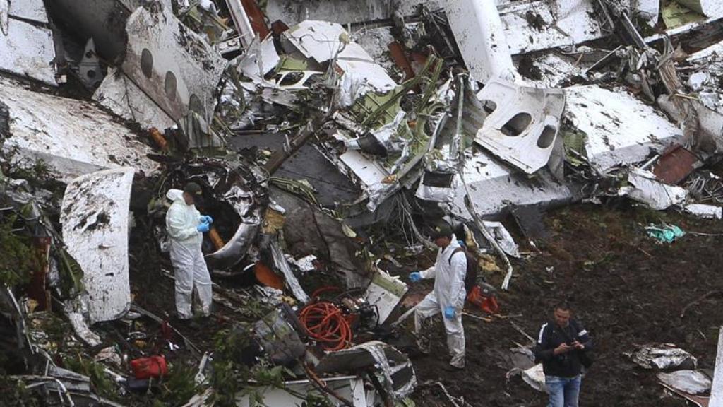 Estrellarse en un avión será mucho más posible que ganar el bote.