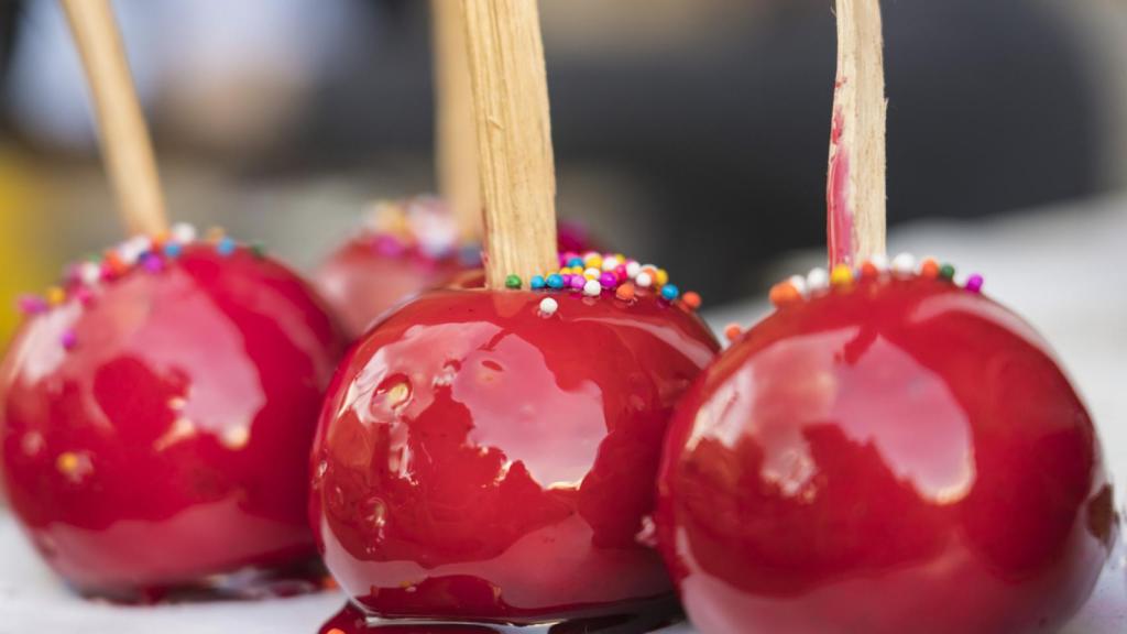 Manzanas de caramelo de las ferias