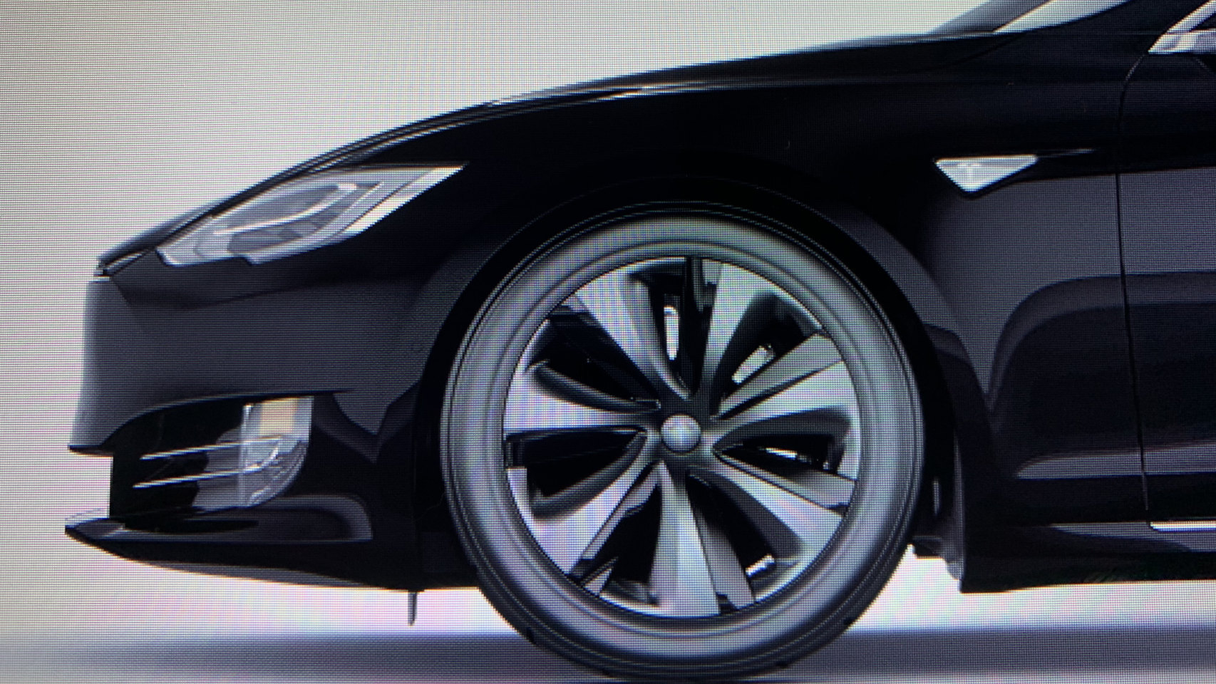 Las nuevas llantas aerodinámicas de Tesla mejoran aún más la autonomía