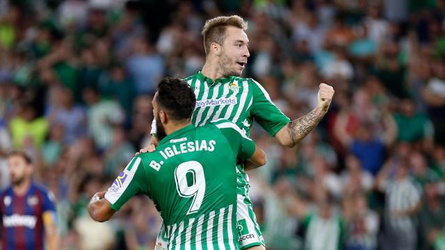 Loren Morón celebra un gol con el Betis. Foto: Twitter (@RealBetis)