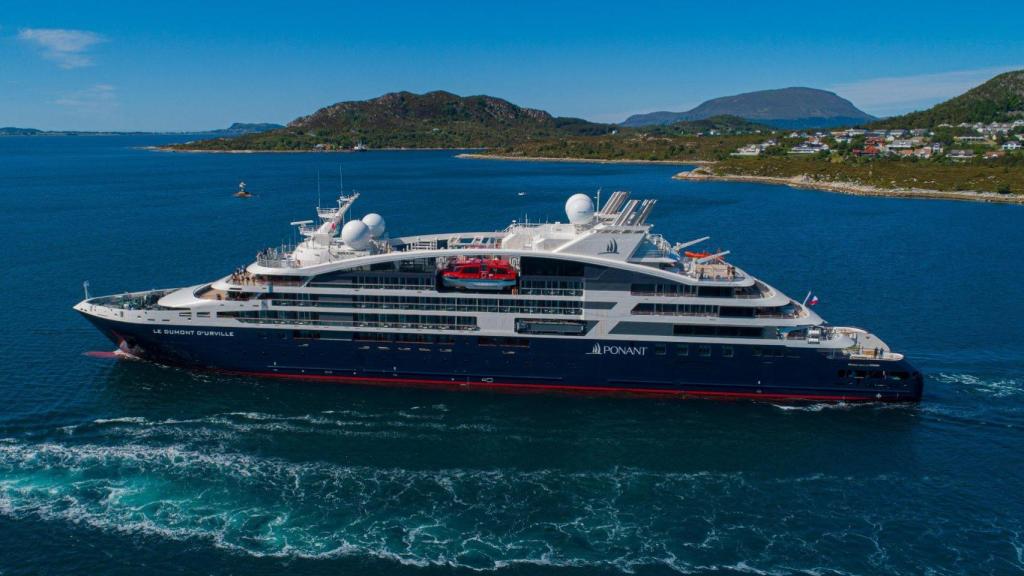 Le Dumont d’Urville: el exclusivo crucero francés que llega mañana a A Coruña