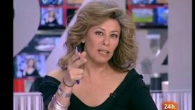 Beatriz Pérez Aranda durante un telediario del canal 24 horas en TVE.