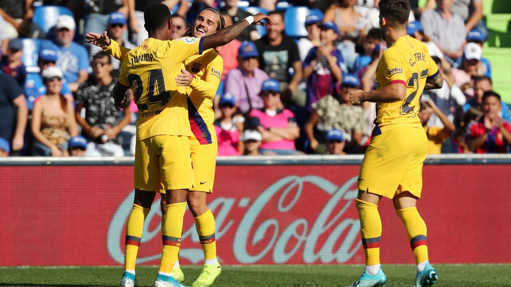 Los jugadores del Barcelona celebran uno de los goles ante el Getafe