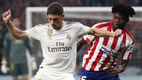 Fede Valverde y Thomas Partey, en el derbi madrileño