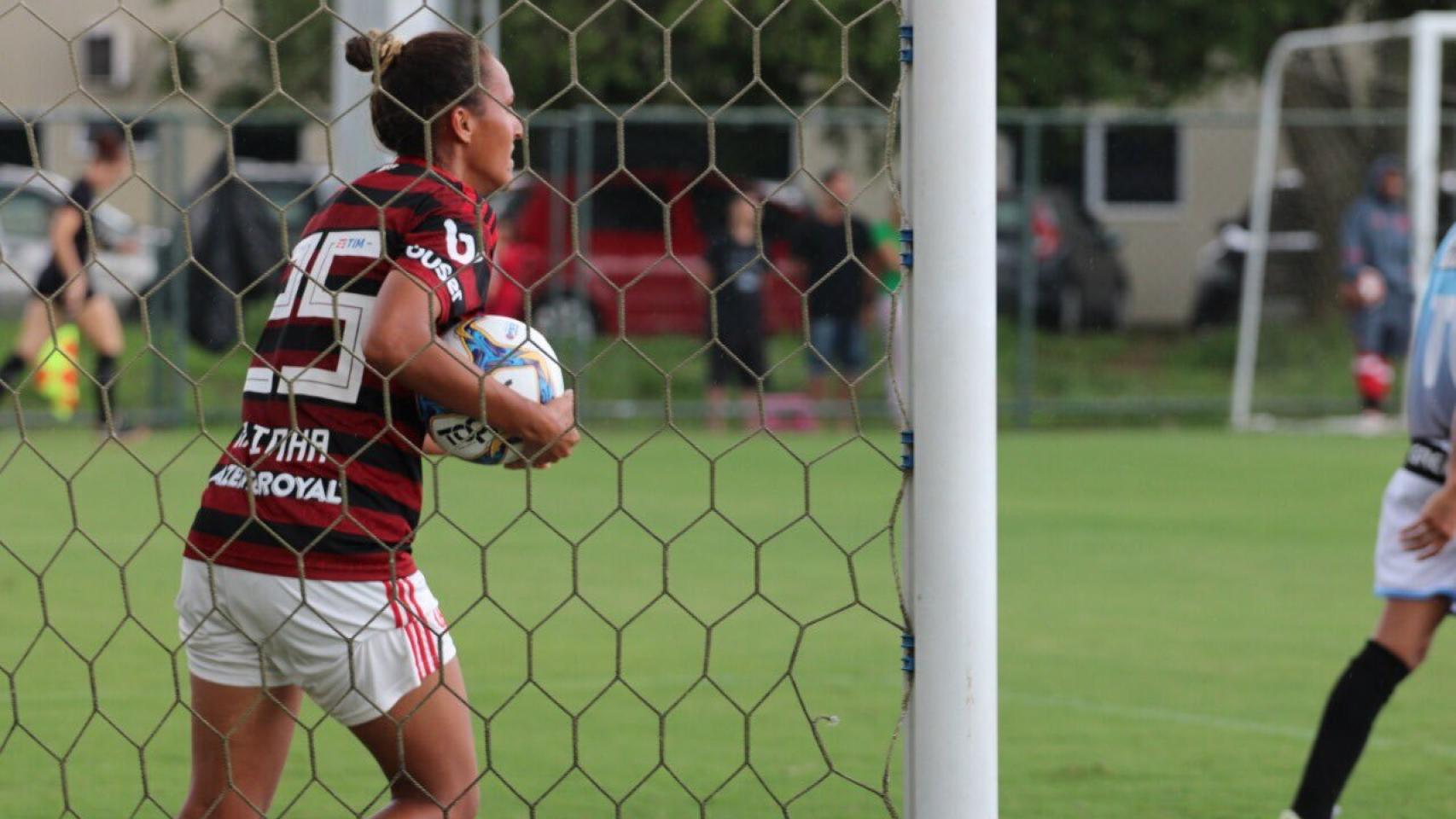 El Flamengo femenino gana 56-0 al Greminho. Foto: Twitter (@TimeFlamengo)