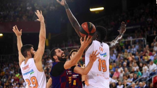 Mirotic, en el Barcelona - Baskonia de la ACB