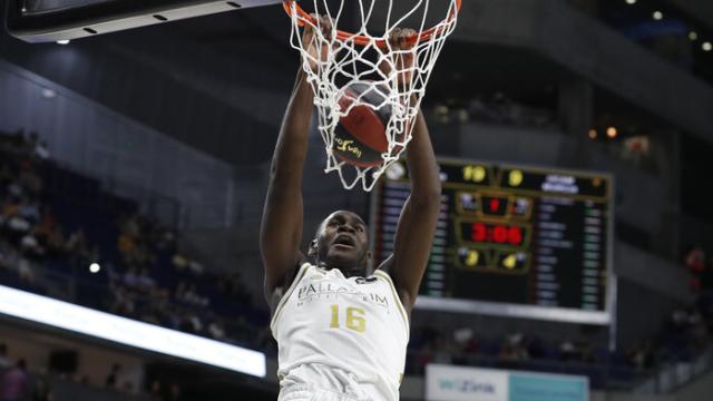 Usman Garuba, durante el Real Madrid - UCAM Murcia de la Liga Endesa