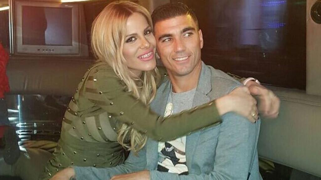 Noelia López junto al que fuera su marido, el futbolista José Antonio Reyes.