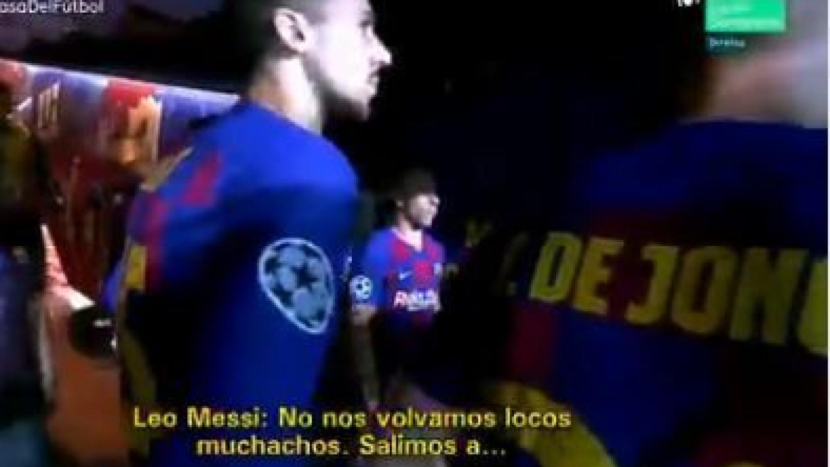 Messi hablando en el túnel de vestuarios