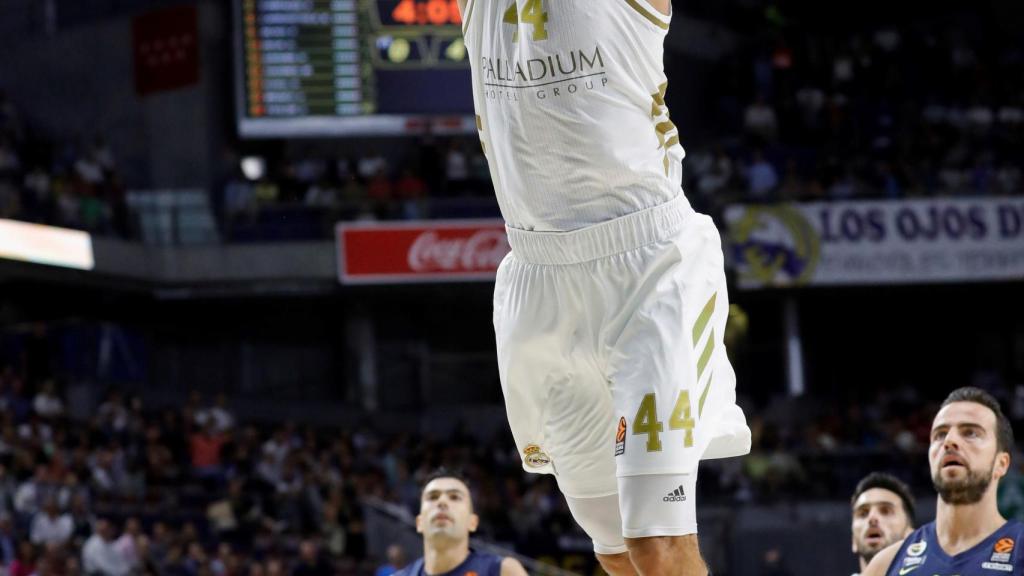 Mate de Jeffery Taylor en el Real Madrid - Fenerbahce de la Euroliga