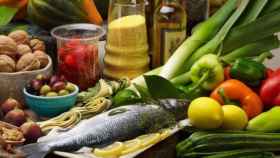 La dieta mediterránea tiene importantes beneficios para la salud cardiovascular.