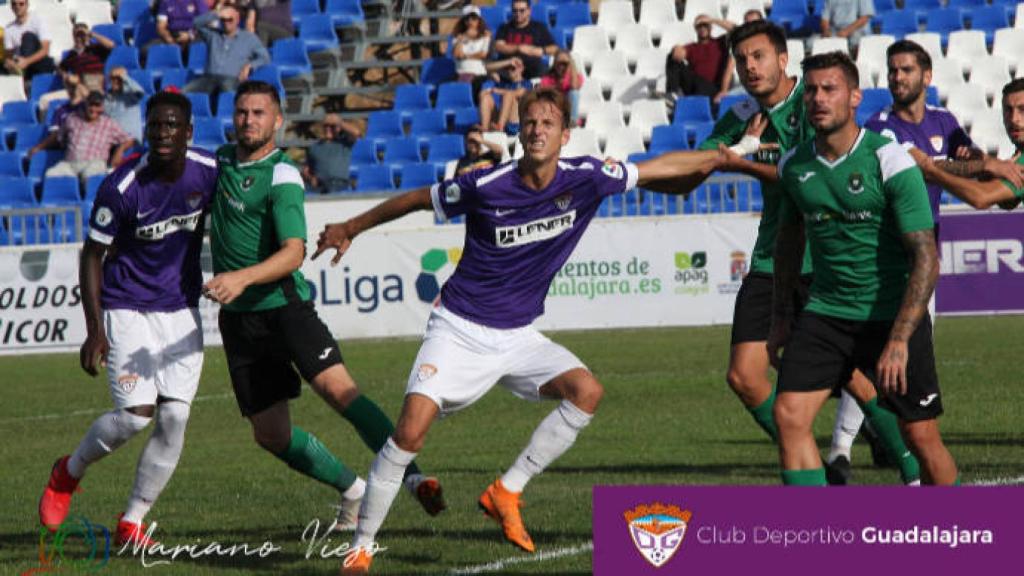 Luis Fratelli en un lance del Dépor-Toledo. Foto: Mariano Viejo (CD Guadalajara)