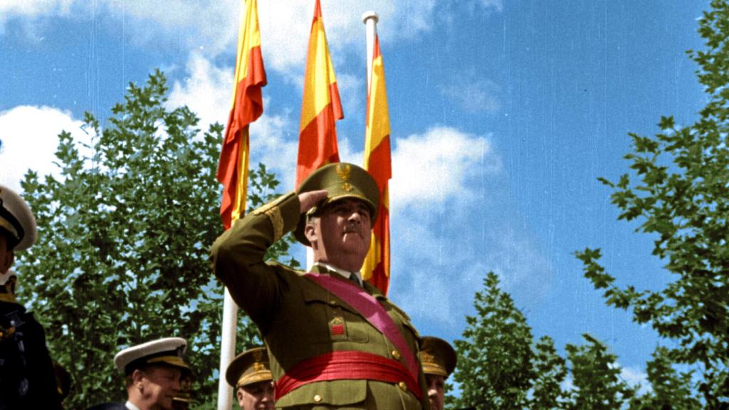 Franco, durante un acto militar.
