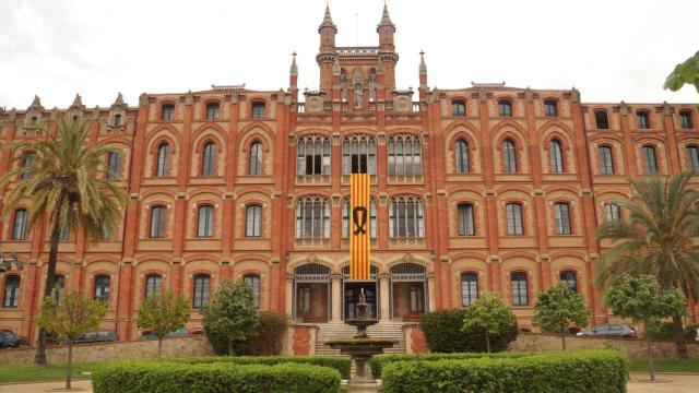 La residencia en San Cugat, donde tendrá que residir el religioso.