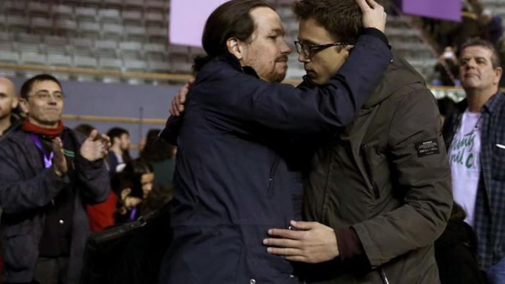 Iglesias y Errejón en Vistalegre II.