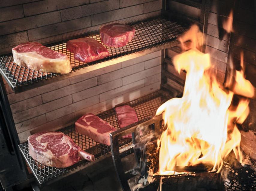 Selección de carnes en la parrilla, Piantao