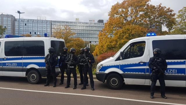 Al menos dos muertos en un tiroteo frente a una sinagoga en Halle, al este de Alemania