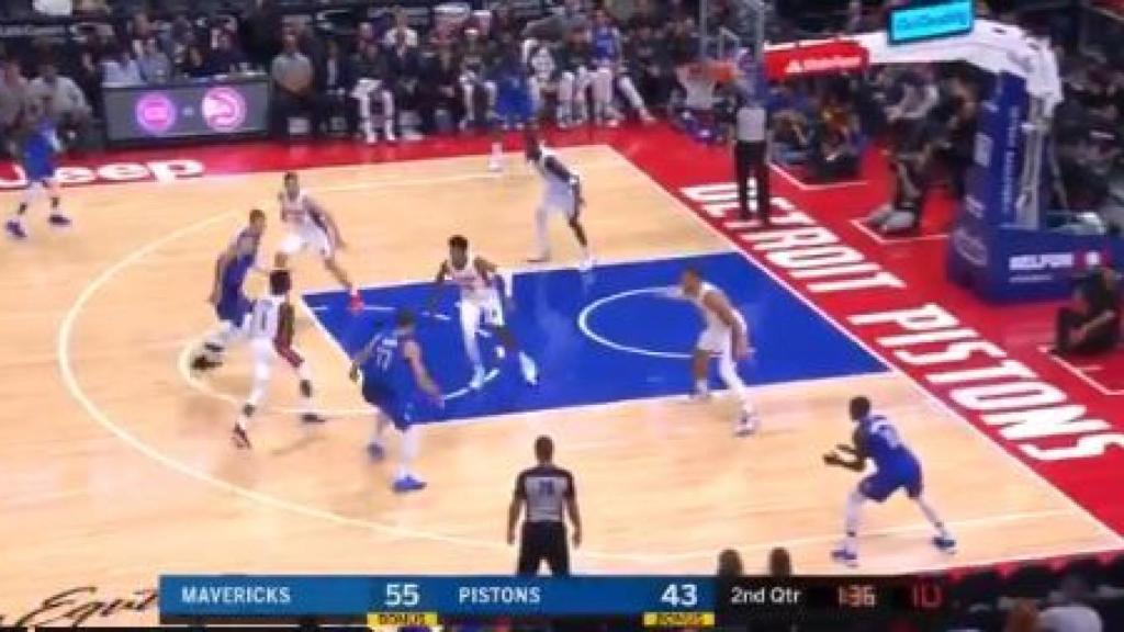 Doncic frente a los Pistons