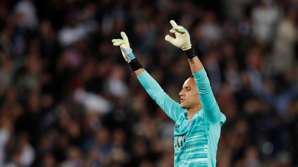 Keylor Navas con la camiseta del PSG