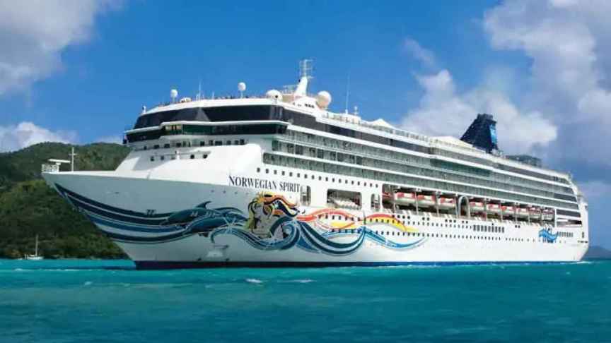 El Spirit, barco de la compañía Norwegian Cruise Line.