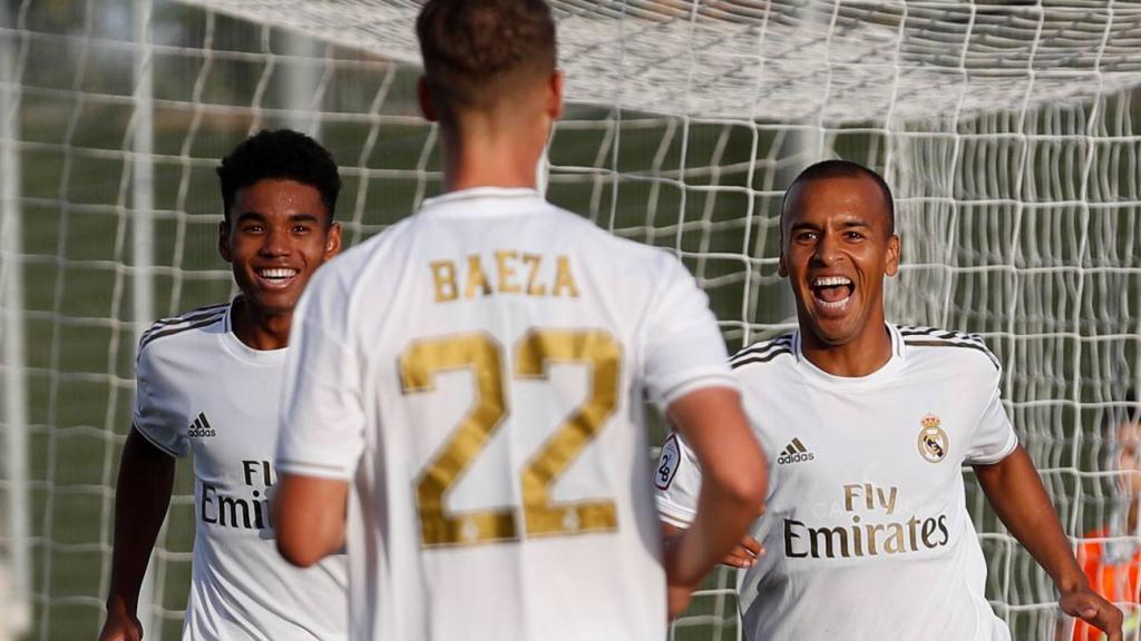 Futbolistas del Castilla celebran un gol en la 2019/2020