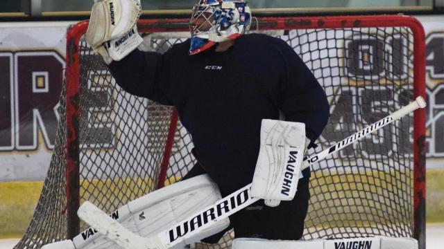 El retiro de Petr Cech: sigue siendo portero, pero de hockey