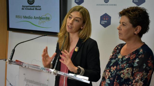 Mariana Boadella (i) y María Fresneda Guerra (d)