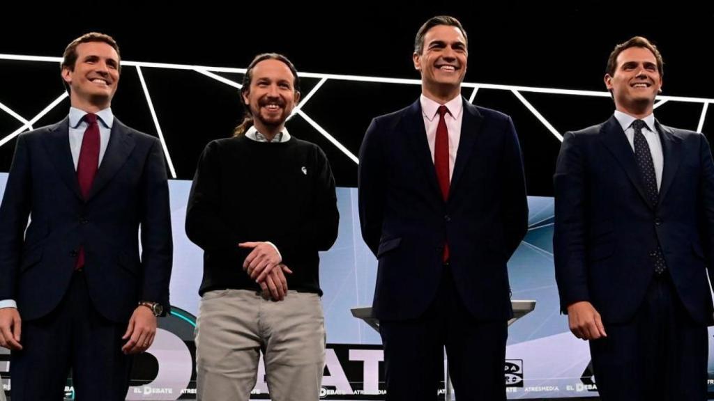 Sánchez junto a Rivera, Casado e Iglesias en un debate