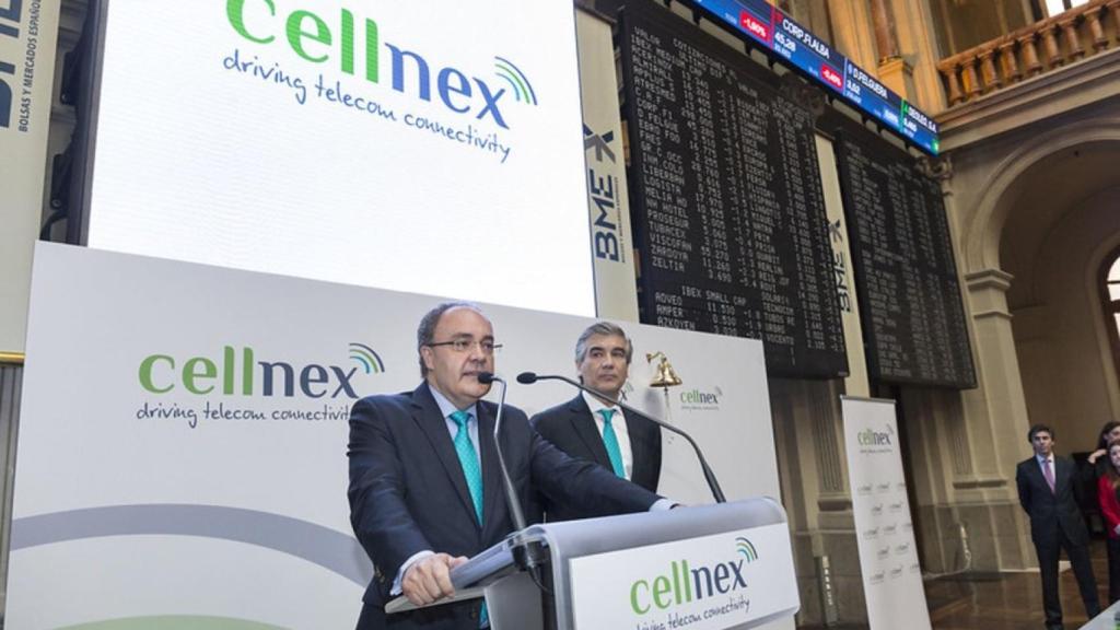 Toque de campana inicial de Cellnex en la Bolsa de Madrid.