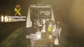 Detenidos tres vecinos de A Coruña por hacer graffitis en trenes en Ortigueira