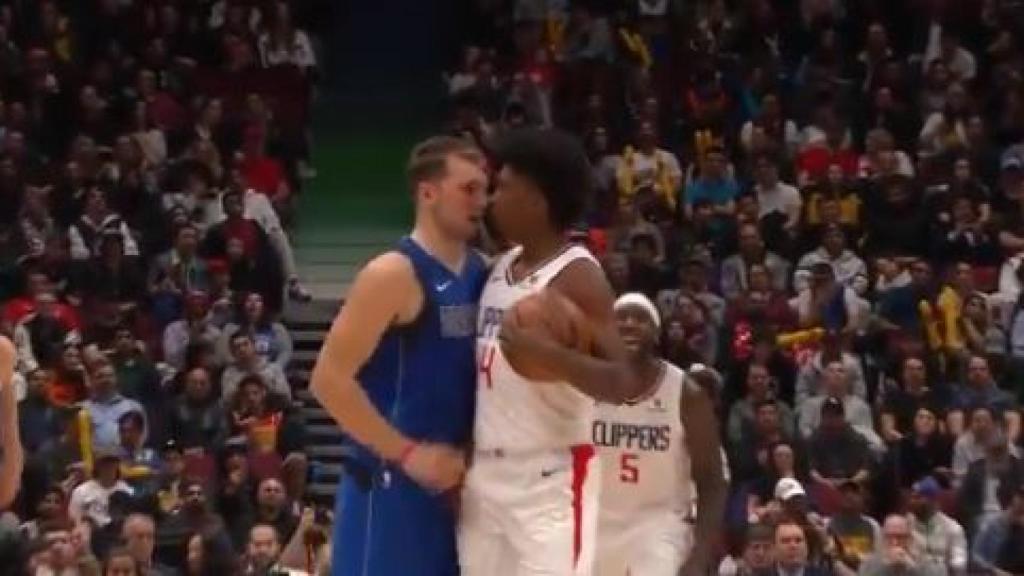 Pelea entre Luka Doncic y Terance Mann