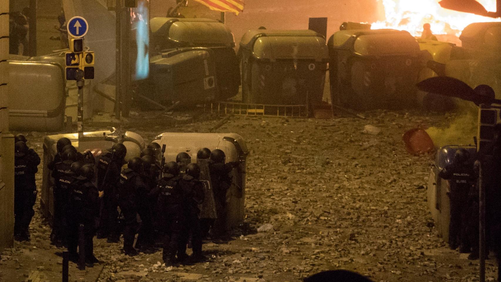 Los disturbios en la noche del viernes fueron los más graves que se han registrado en Barcelona.