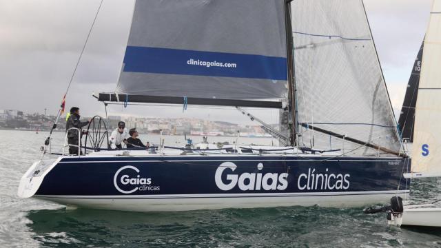 El barco ganador de la regata, Clínicas Gaias