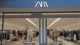 Una de las tiendas de Zara, en el centro comercia Intu Puerto Venecia.