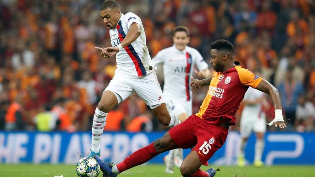 Mbappe frente al Galatasaray en el encuentro de la última jornada de Champions