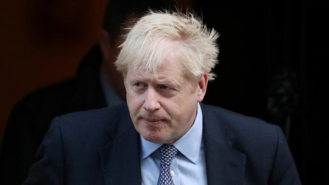 Boris Johnson saliendo del número 10 de Downing Street el pasado sábado, cuando intentó someter a votación su acuerdo con la UE.