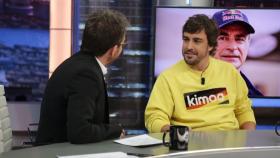 Pablo Motos regatea a Fernando Alonso un descuento para su marca de ropa Kimoa