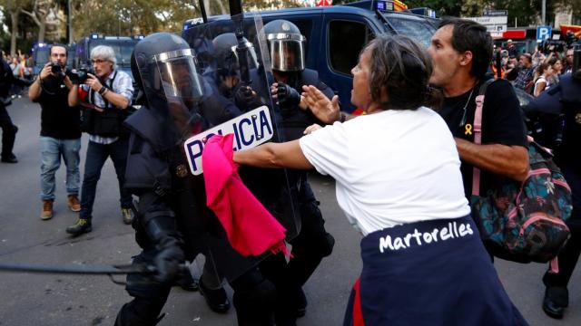 Imagen de una de las protestas en Barcelona tras conocerse la sentencia del 'procés'.