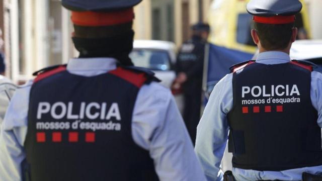 Agentes de los Mossos d'Esquadra.