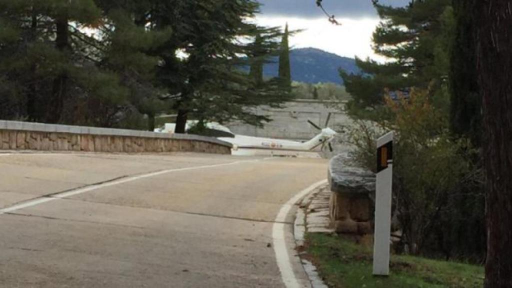 El helicóptero que trasladará los restos ya ha ensayado en el Valle.