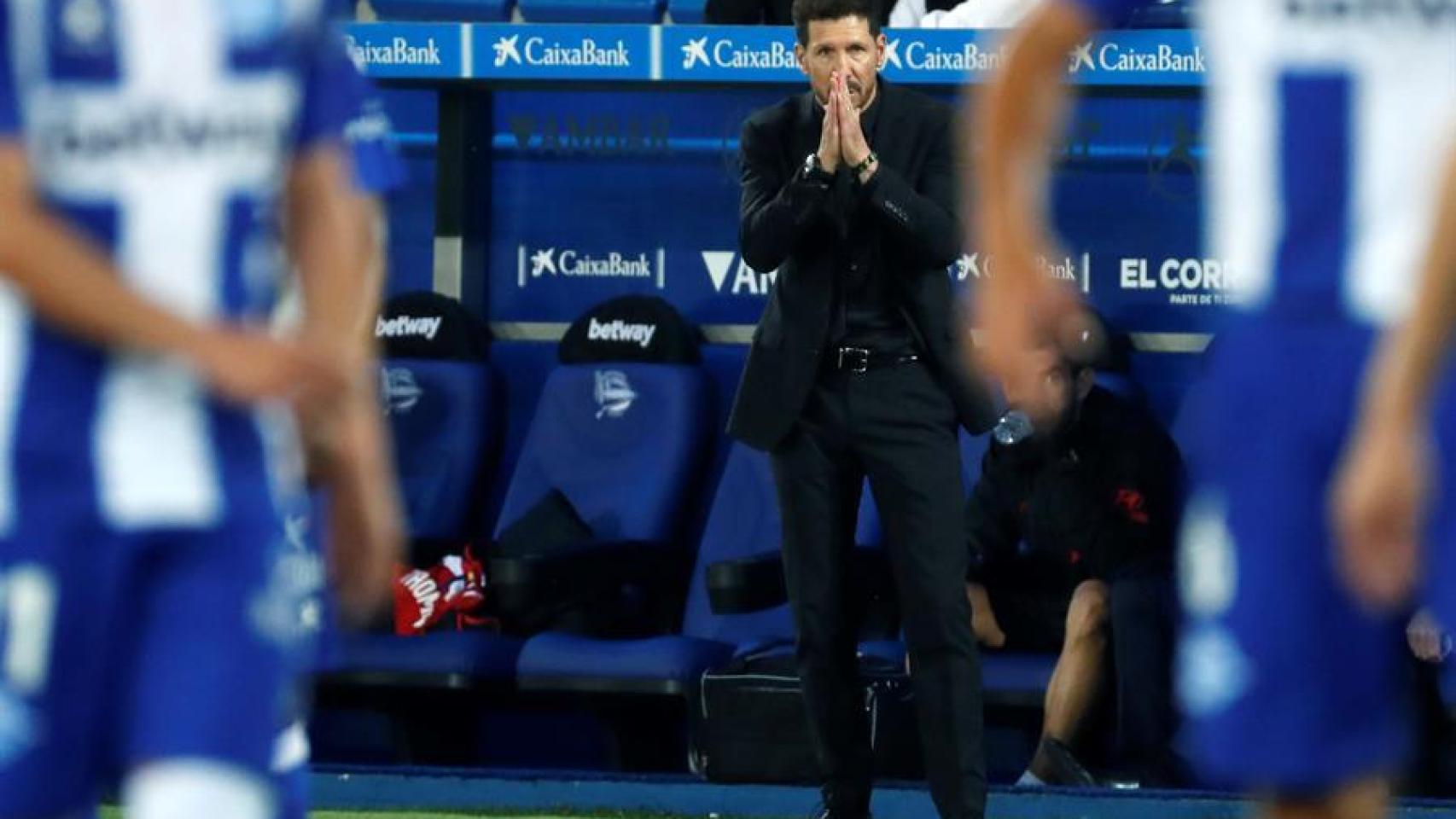 Simeone ante el Alavés