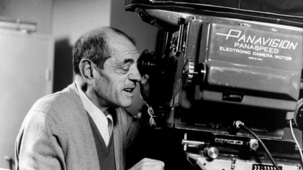 Luis Buñuel en un rodaje.