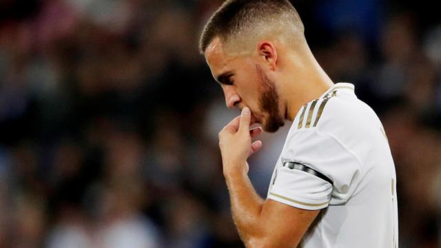 Eden Hazard se lamenta de una ocasión fallada